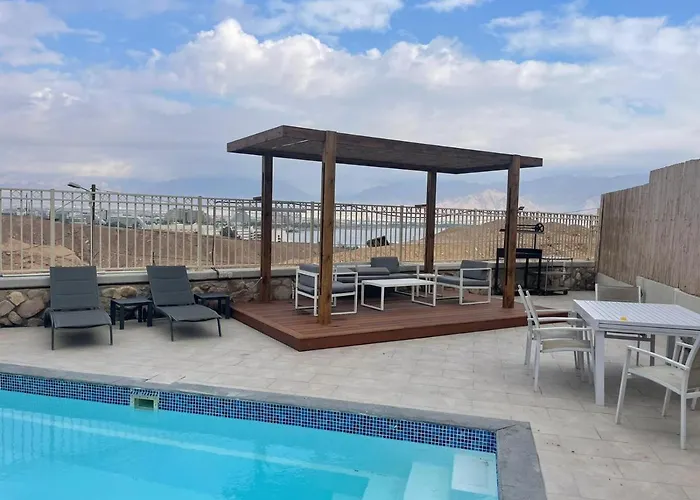 Villalis Bay View